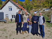 Muftija Dedović posjetio Bošnjake Gacka: Podrška porodicama koje čuvaju život u rodnom kraju