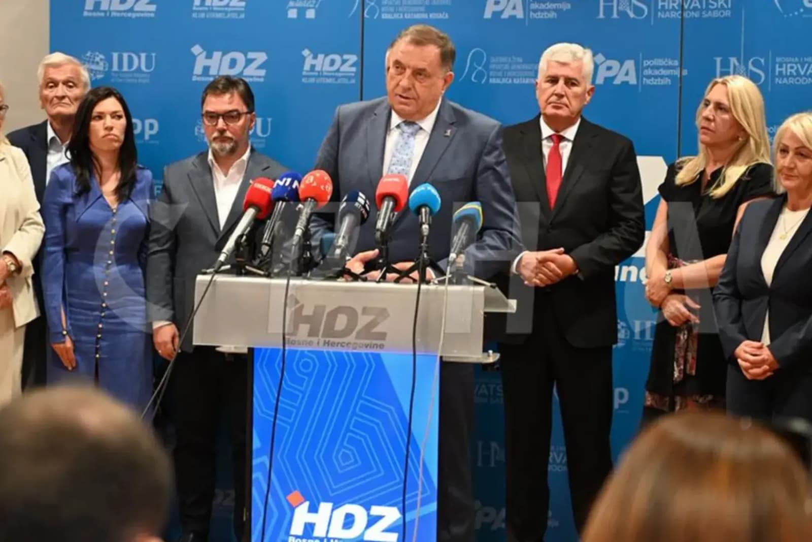 Dodik već jednom krenuo na državu, Trojka uzmakla: Ko će ga sada zaustaviti, o kojim institucijama priča Konaković? - slika 1