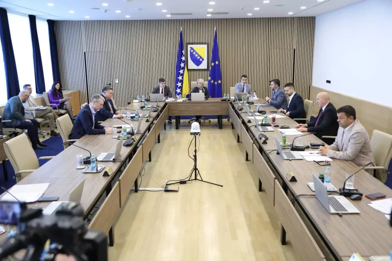 Vijeće ministara BiH: Mijenjaju se pravila za državnu službu, poznata i nova imenovanja - slika 1