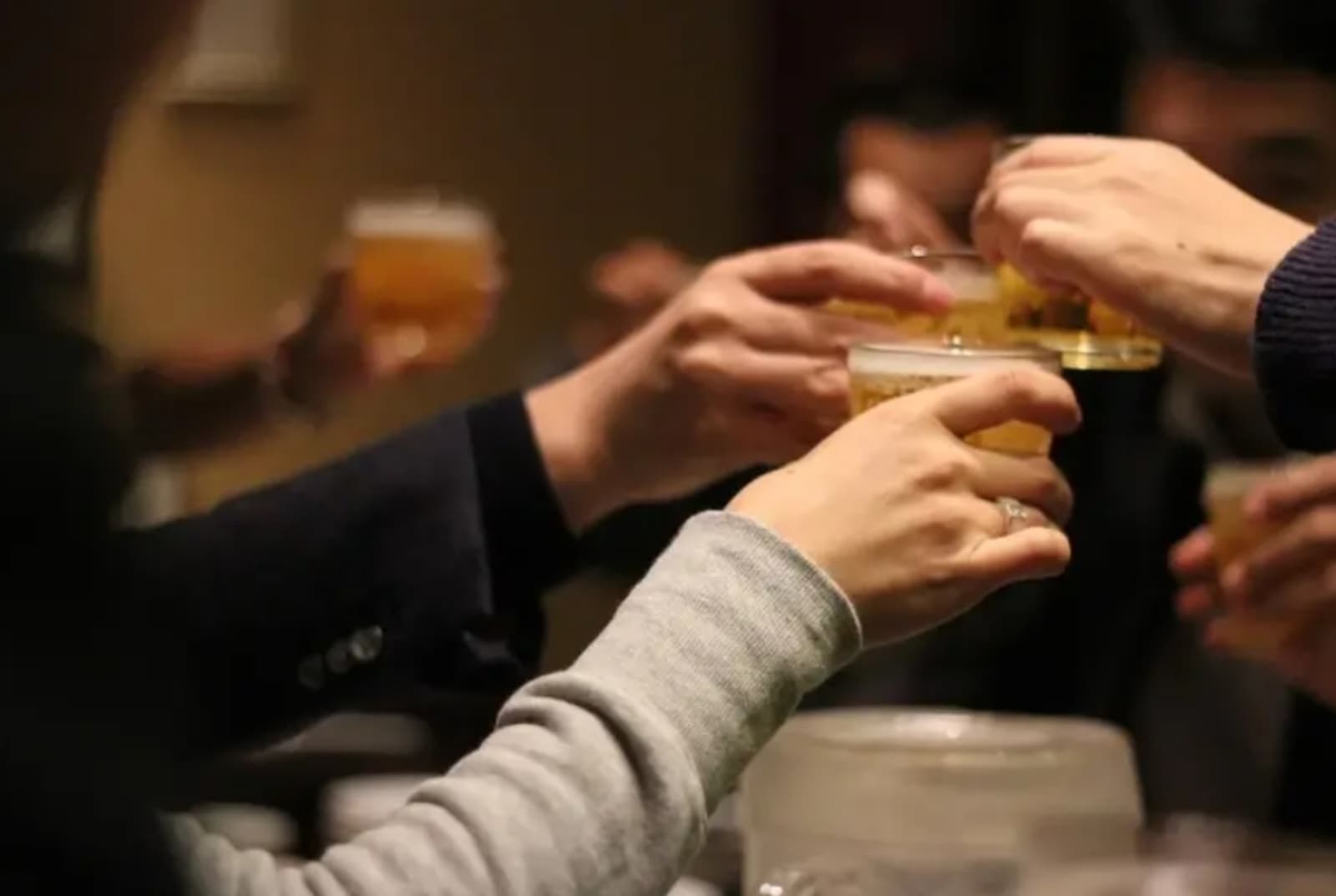 Maloljetnici u BiH u 92 posto trgovina bez problema kupuju alkohol - slika 1