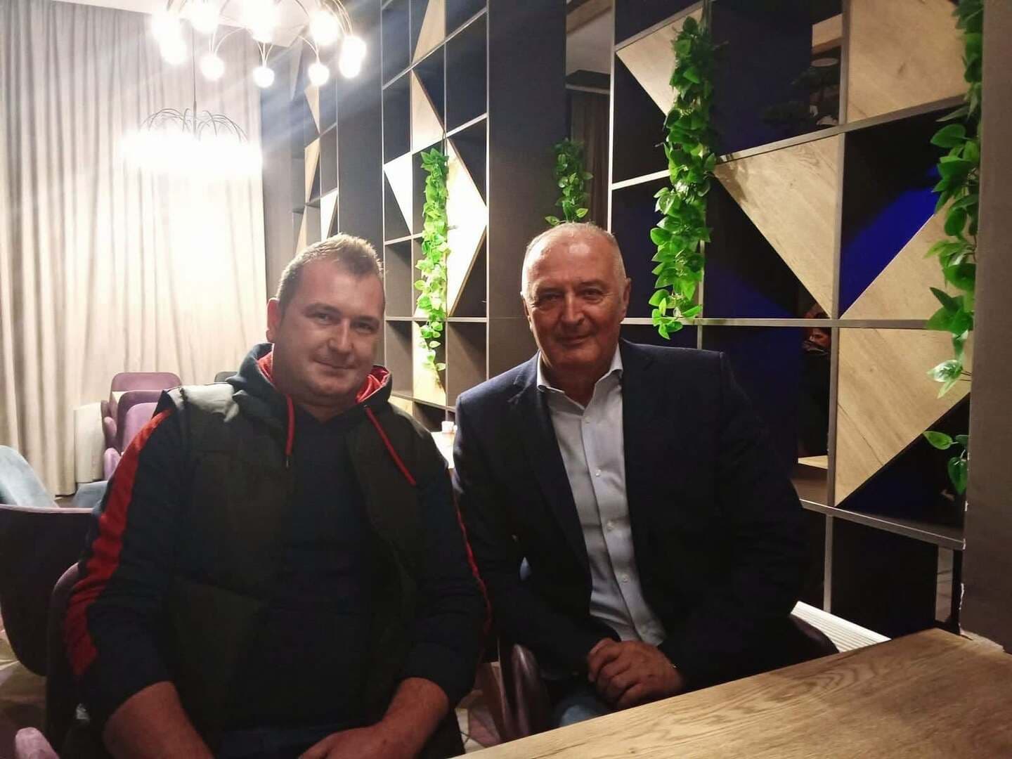 Helez se dirljivom porukom oprostio od partijskog druga - slika 1