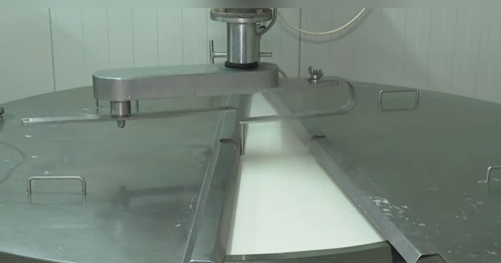 Bh. mljekarstvo: Izvozimo više kilograma nego što uvozimo, ali je uvoz i dalje duplo skuplji - slika 1