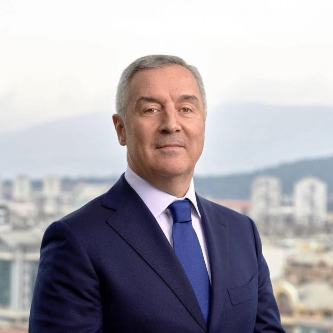 Đukanović: Velikosrbi me optužuju da sam vinovnik genocida u Srebrenici, ni tako ne mogu prikriti svoju sramotu - slika 1