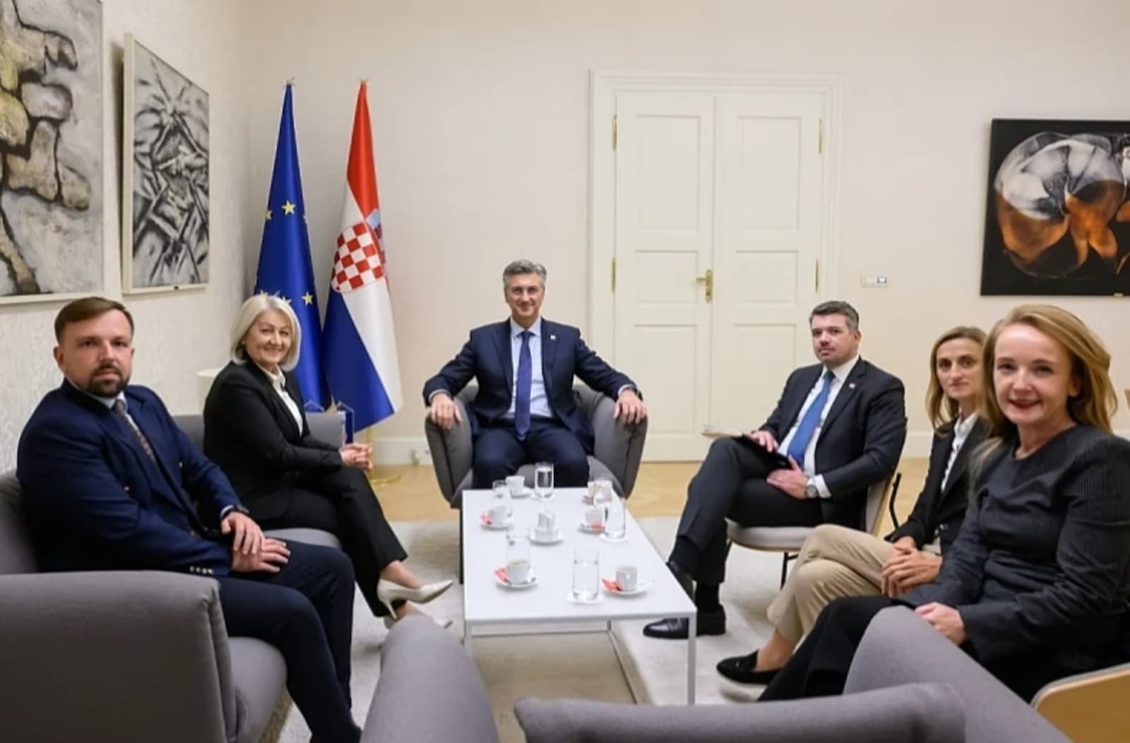 Plenković se sastao s Krišto: Izbor Darijane Filipović korak ka skladnijim odnosima naroda u BiH - slika 1
