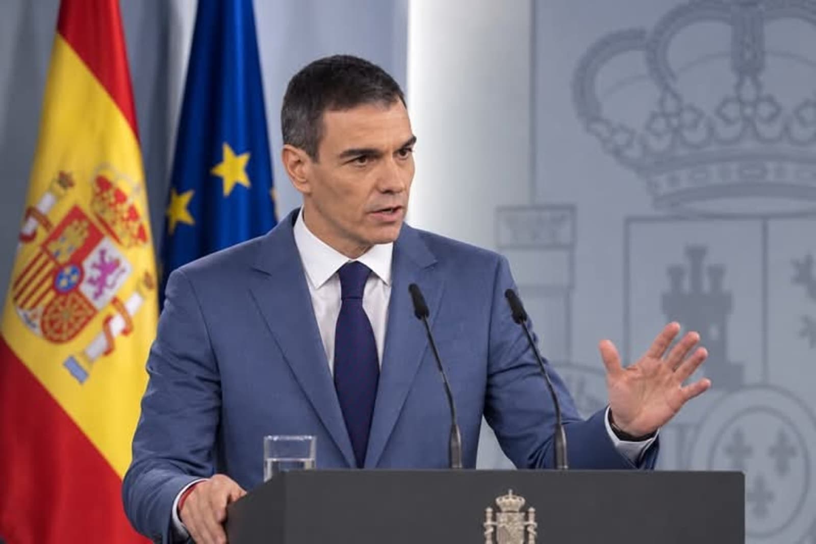 Sánchez pred gubitkom vlasti: Raskol na ljevici otvara put desnici u Španiji - slika 1