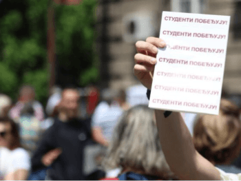 Vučićev SNS gubi prednost: Studenti preuzeli vodstvo u novom istraživanju