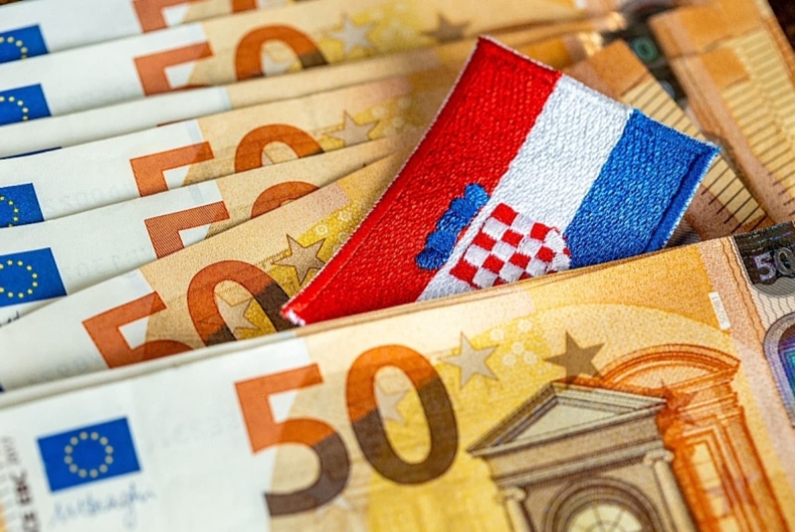 Korisnici hrvatskih penzija u BiH u decembru dobijaju sedam eura za svaku godinu staža - slika 1