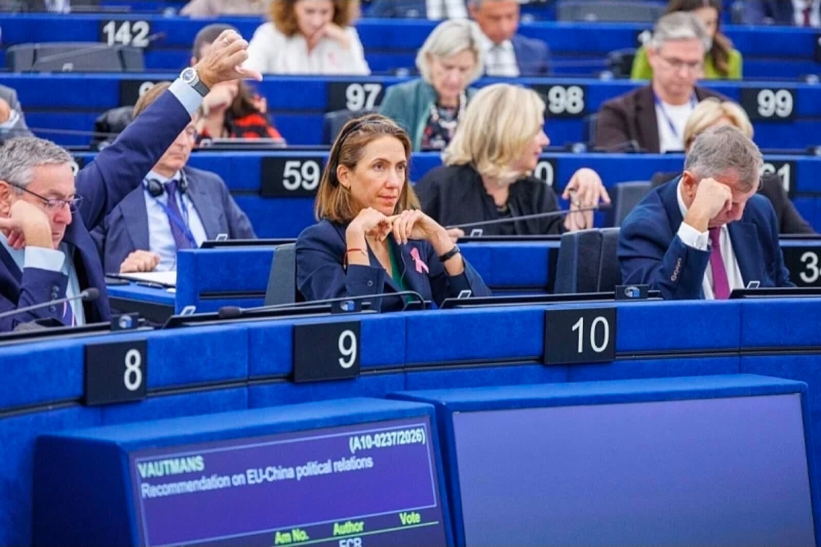 Poslanici EPP-a traže odluku o ukidanju godišnjeg pomjeranja sata u EU - slika 1