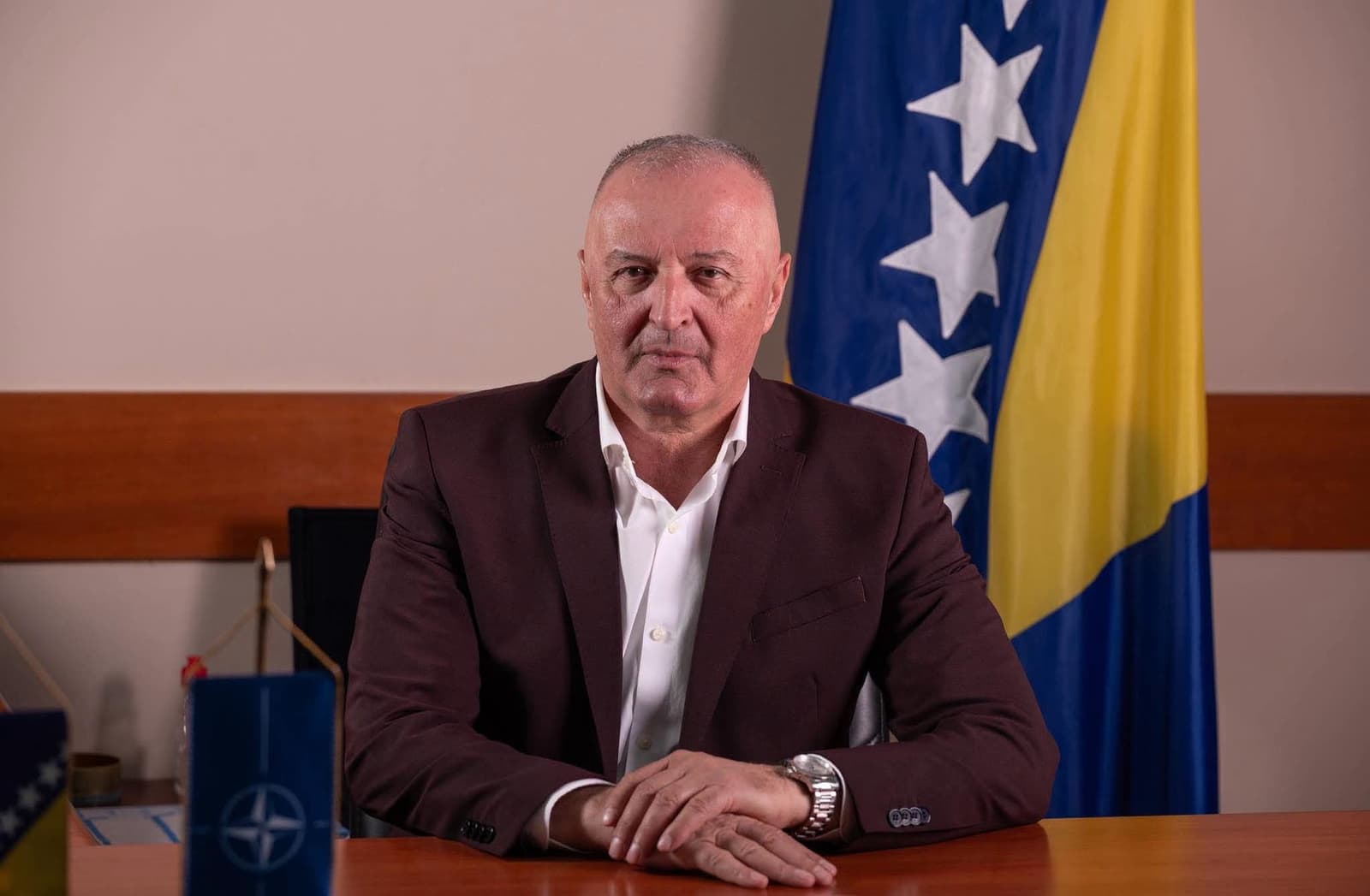 Helez prozvao SDA: „Primanja političara u našoj zemlji jesu velika“ - slika 1