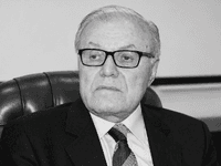Preminuo Asim Kurjak