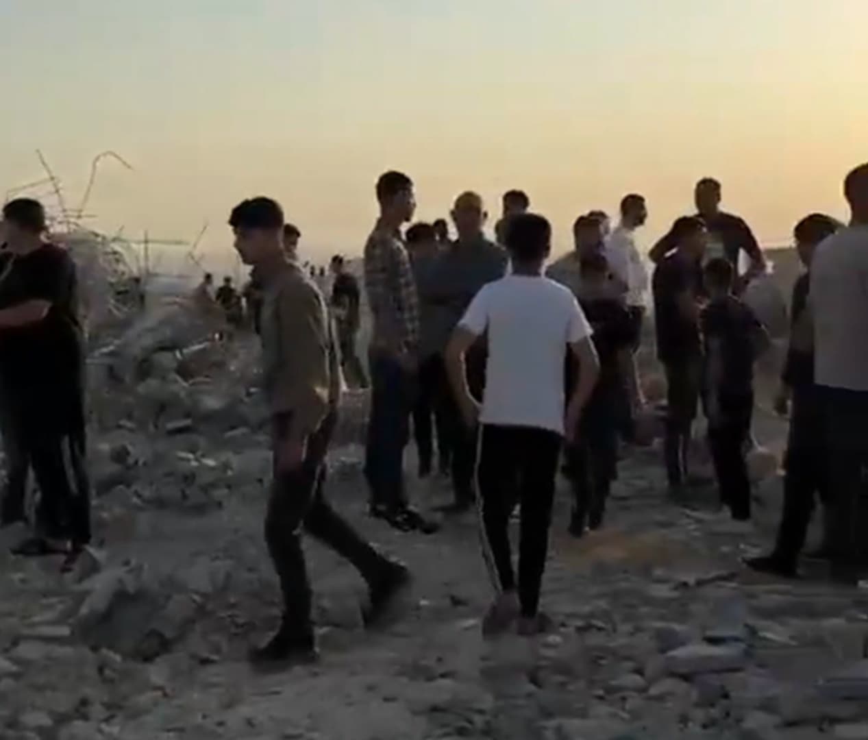 Izrael počeo rušiti objekte u Hebronu nakon ubistva vojnika: Palestincima dali pet minuta za evakuaciju - slika 1