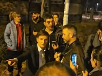 Totalni raspad u SNS-u: Ana Brnabić se na ulici svađala s građanima koji su slavili pobjedu