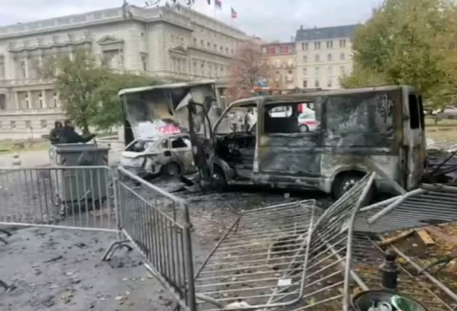 "Ćacilend" otišao u historiju: Park u Beogradu konačno slobodan za građane - slika 1