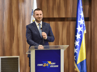 Efendić čestitao studentima u Srbiji: Srušili su Vučića, sada imaju priliku biti drugačiji prema BiH