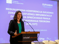 Ambasada SAD: Uklanjanje BiH sa sive liste FATF-a otvorilo bi prostor za veća američka ulaganja