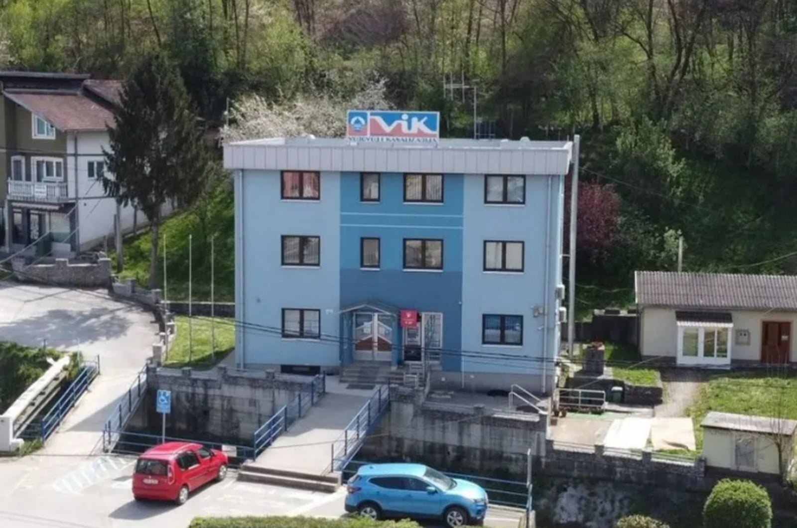 Velika Kladuša u minusu, a u plusu: Vodovod izmislio dobit