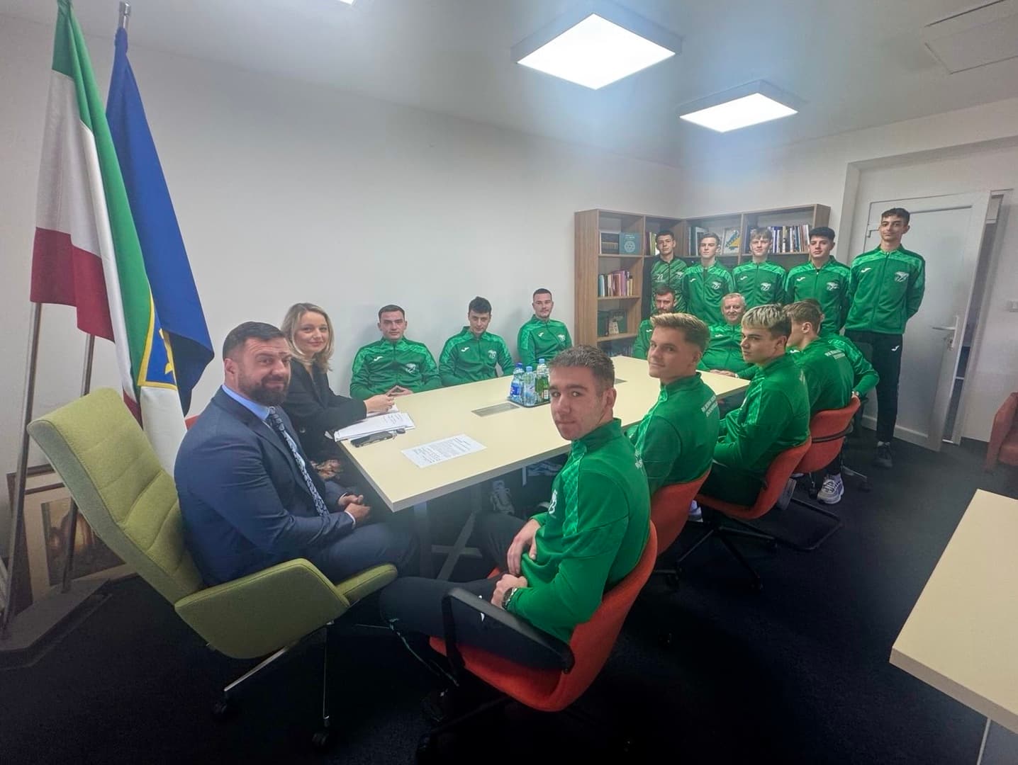 Mladi rukometaši Bosne iz Visokog viceprvaci BiH, ministar Mušija im čestitao na uspjehu - slika 1