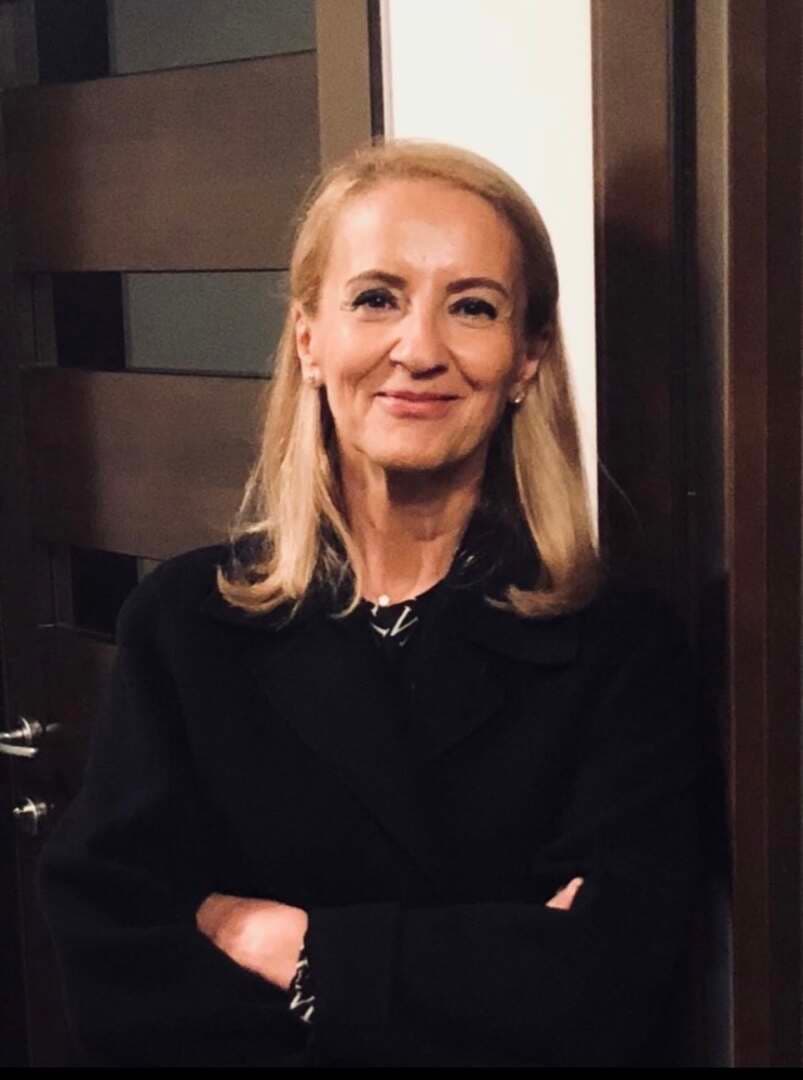 Sebija Izetbegović: Uposlenici KCUS-a ostali zaglavljeni u liftu duže od pola sata, traži inspekcijski nadzor - slika 1