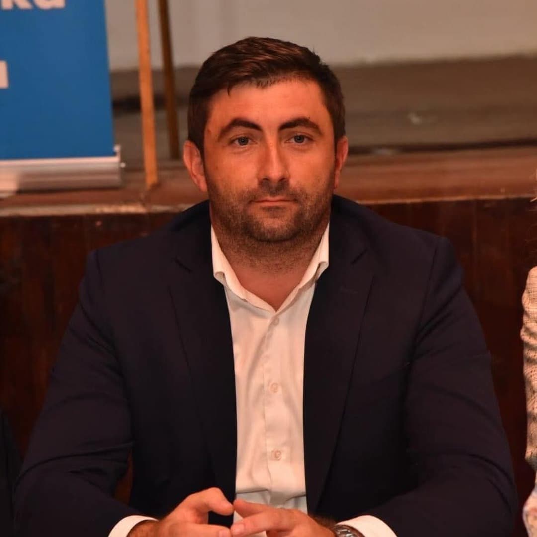 Blanuša poništio spornu odluku pa obrisao Ljubišu Petrovića iz stranke - slika 1