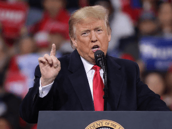 Trump otkazao predizborne skupove u Kanzasu i Ajovi, ankete pokazuju rast podrške demokratama