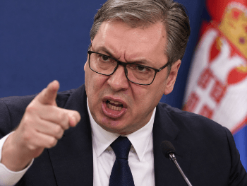 Vučić bijesan na saradnike koji napuštaju SNS: „Gade mi se takvi ljudi“