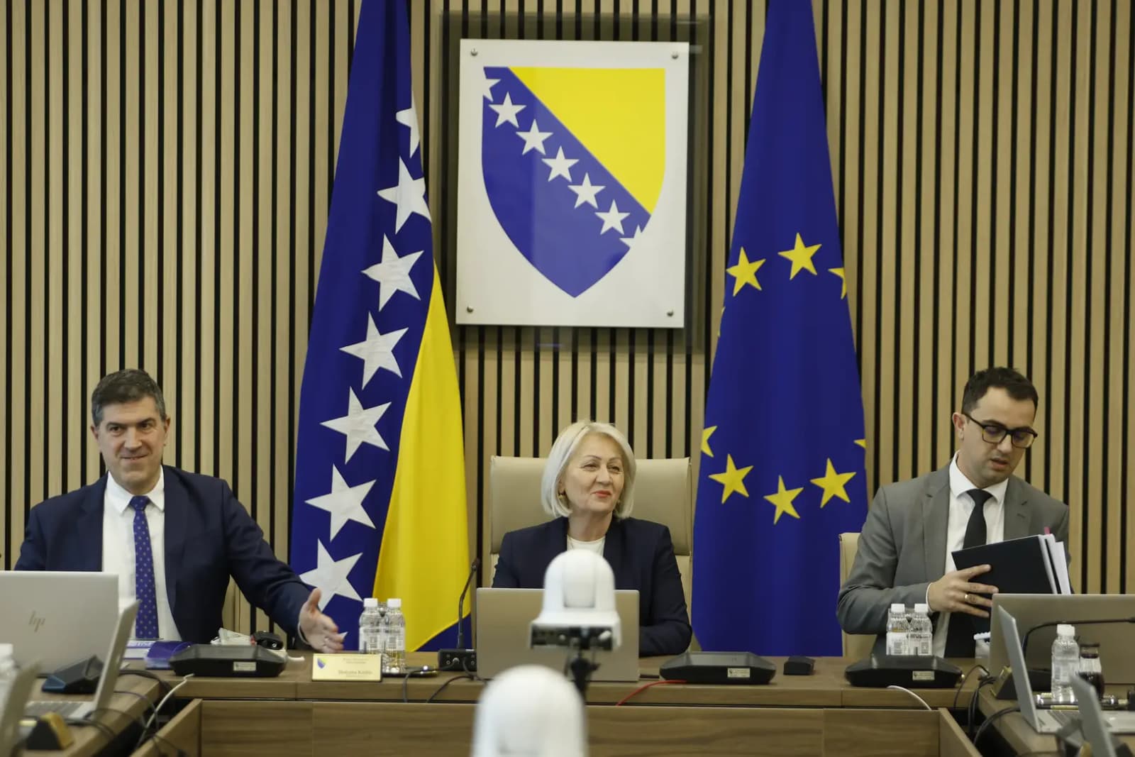 Nema dana žalosti u BiH zbog pogibije pripadnika EUFOR-a, ministri iz Rs-a nisu glasali - slika 1
