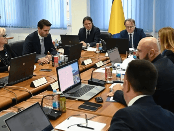 Kako je Federacija zbog "rupe" od pola milijarde morala prodavati dugove bankama