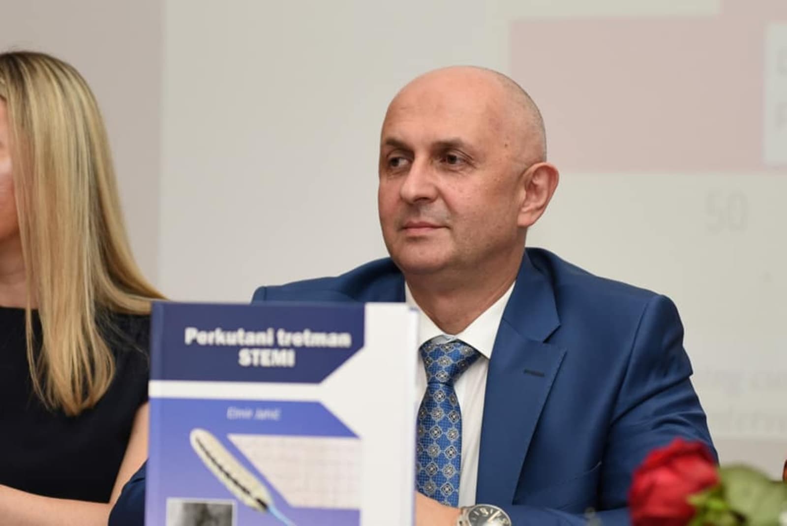 Dr. Jahić: Državu ne mogu graditi poltroni, ulizice, nekompetentni - slika 1