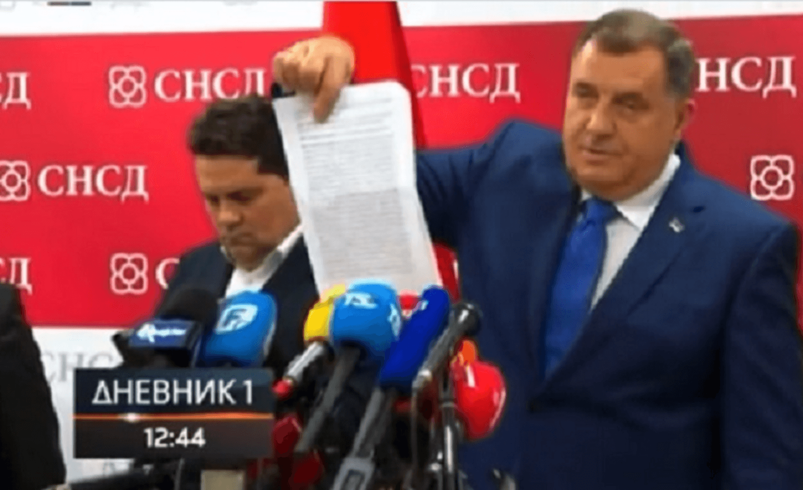 Dodik se opet napljuvao. Koga briga! - slika 1