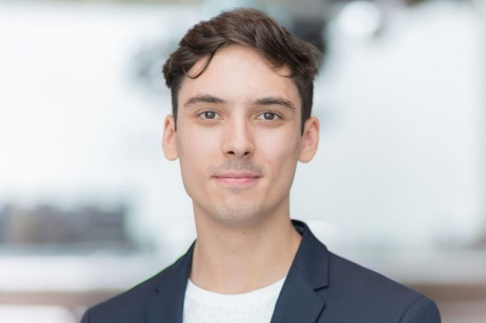 Munib Mešinović - Dobitnik "Nobelove nagrade" za studente - slika 1