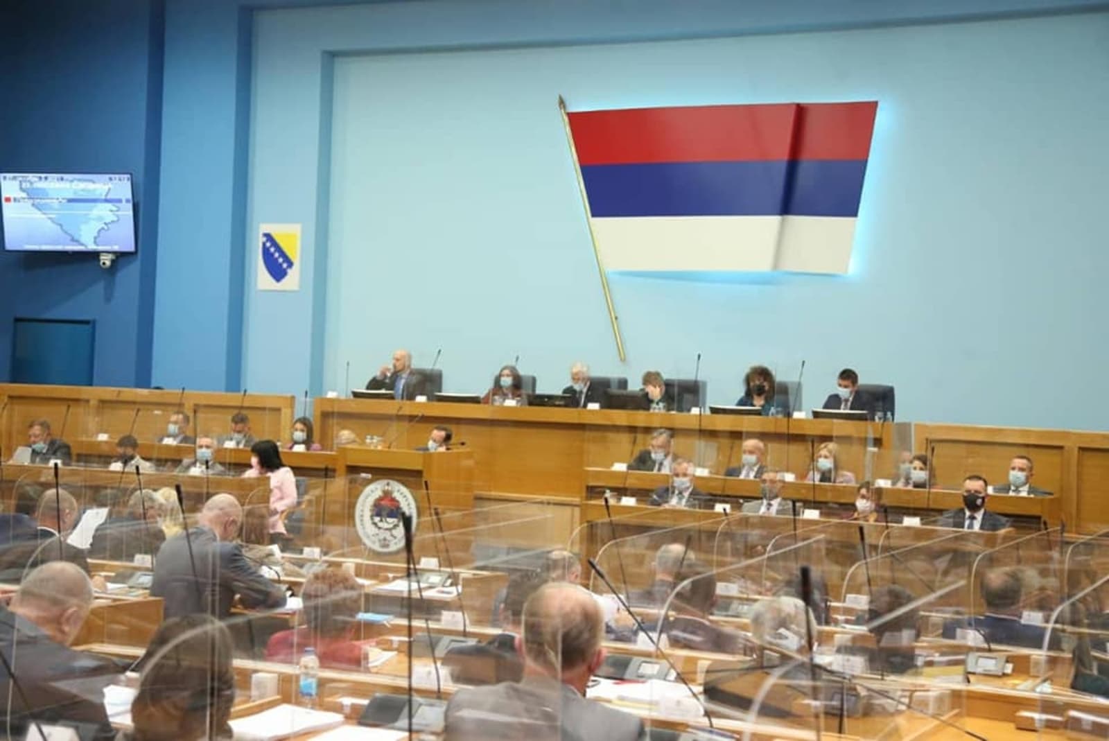 Ko sve u RS strahuje od međunarodnih sankcija? - slika 1