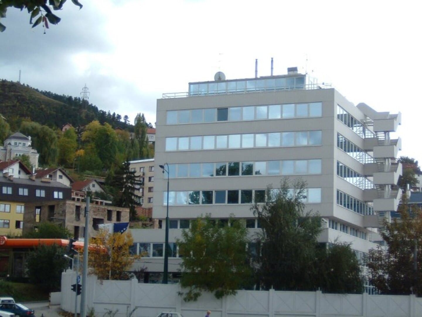Nema nametanja! Schmidt odustao od ovlasti. Neka prođu izbori - slika 1