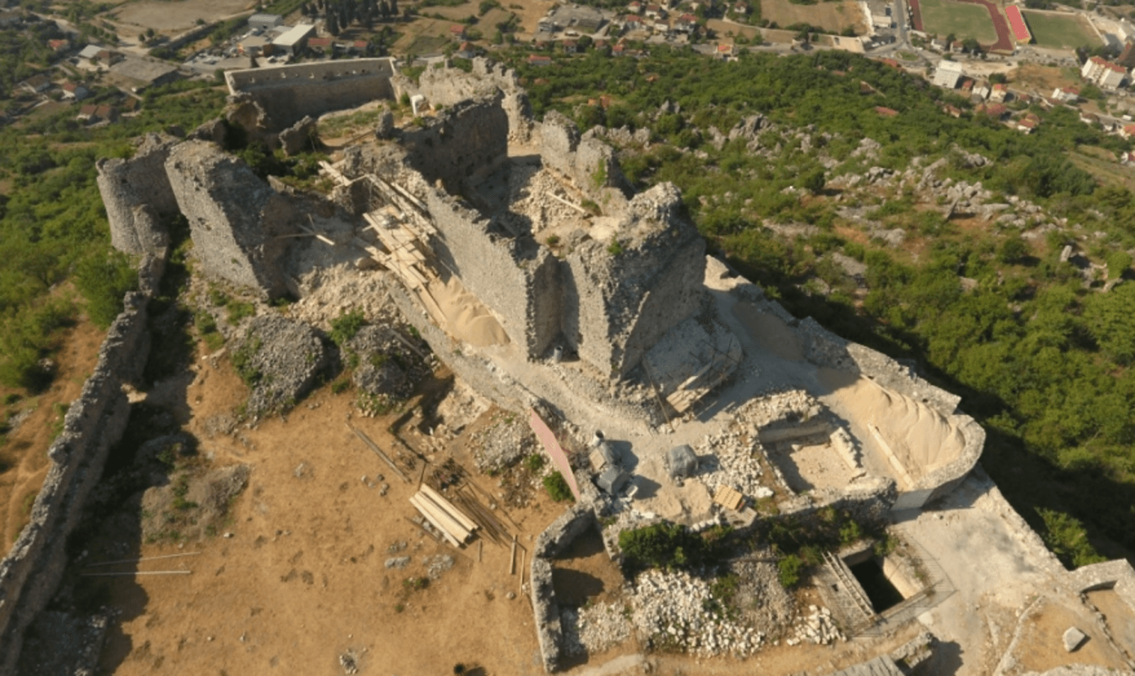 Stari grad Ljubuški - slika 1