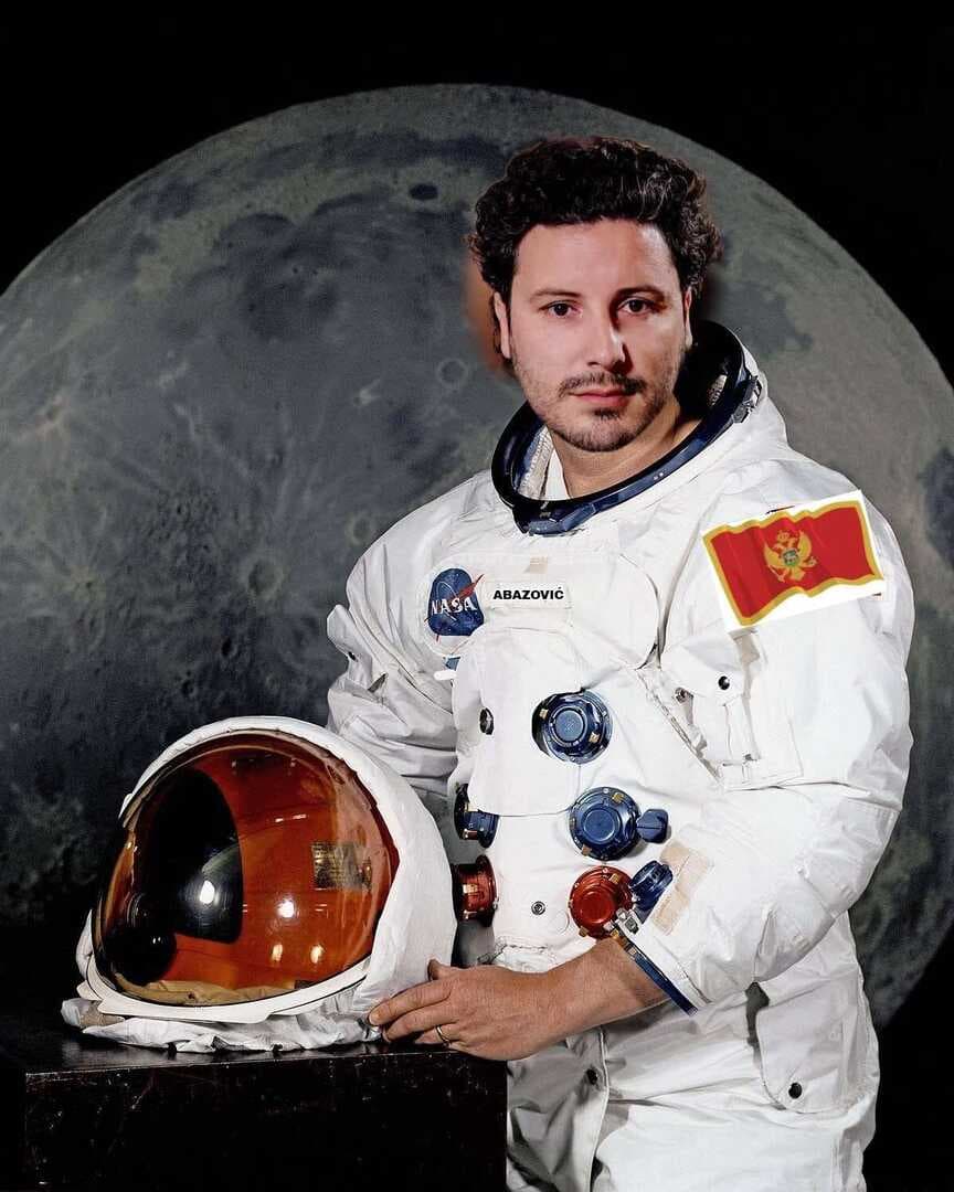 Skica za portret Dritana Abazovića - slika 1