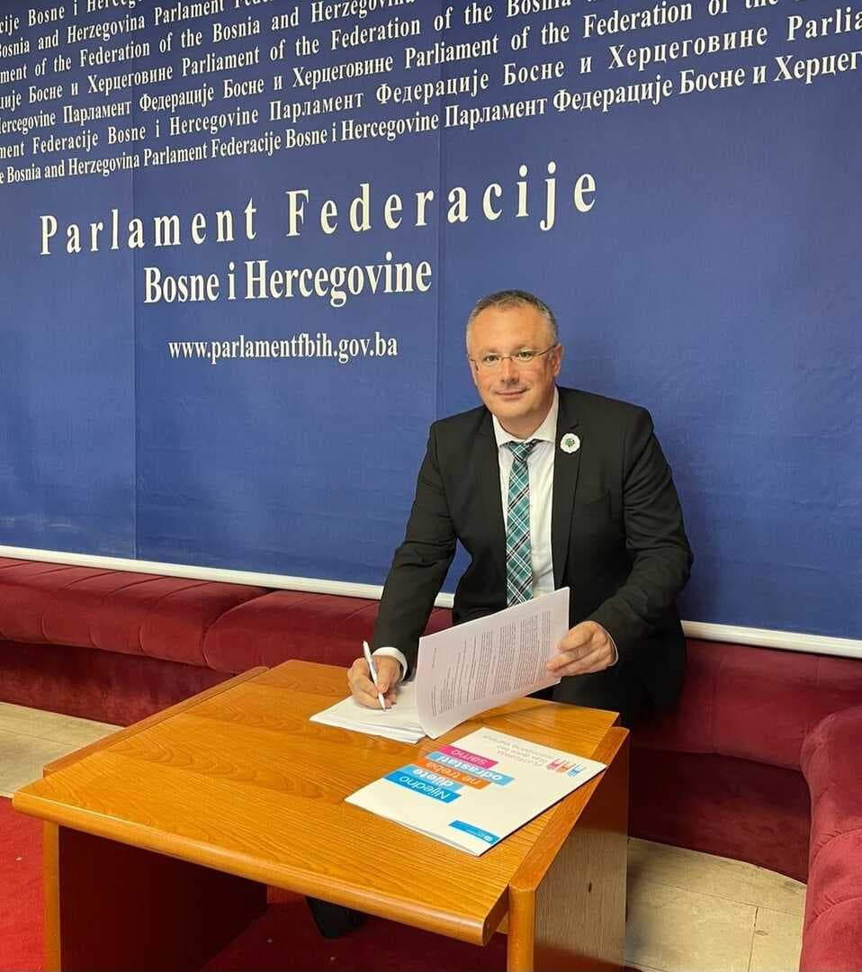 Kajan zahtijeva da se obustave donacije navijačima i klubovima koji ne priznaju BiH - slika 1