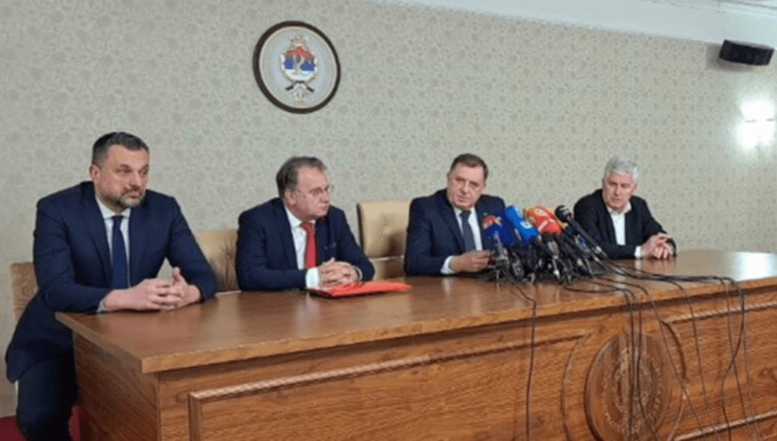 Da im prođe utorak: Od masakra u Beogradu do dana žalosti u BiH prošlo je 48 sati - slika 1