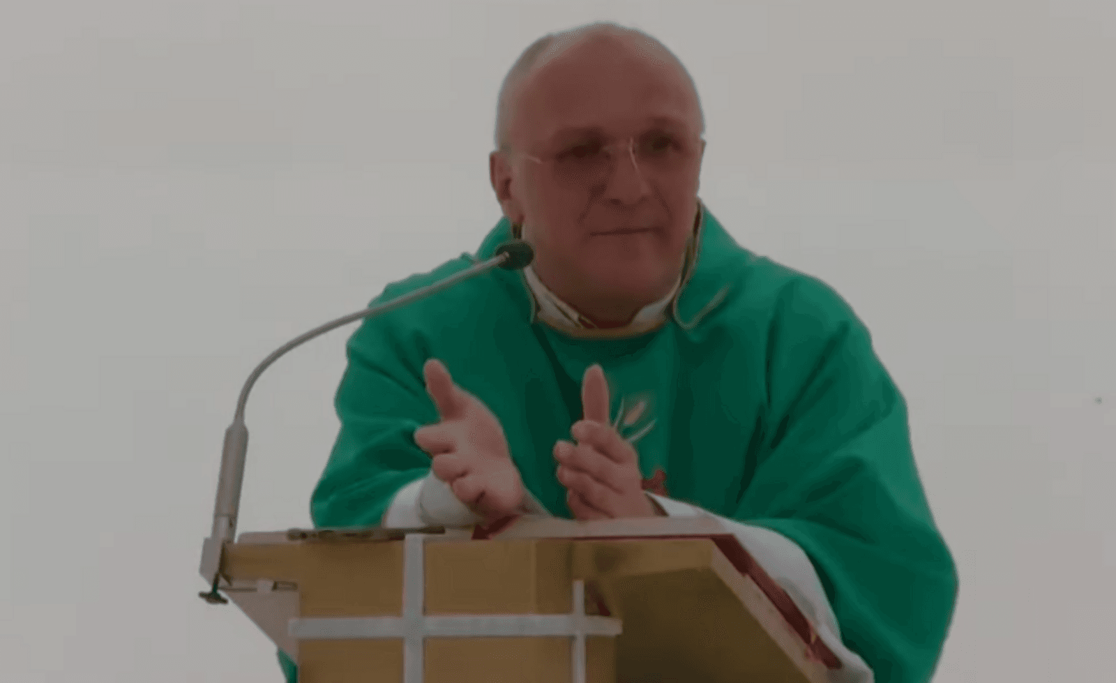 Svećenik i migranti muslimani - loša propovjed i isprika i jasne osude - slika 1