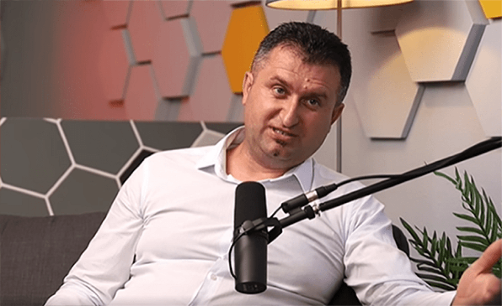 NiP se raspao u Hercegovini: 12 uglednih Mostaraca napustilo stranku - slika 1