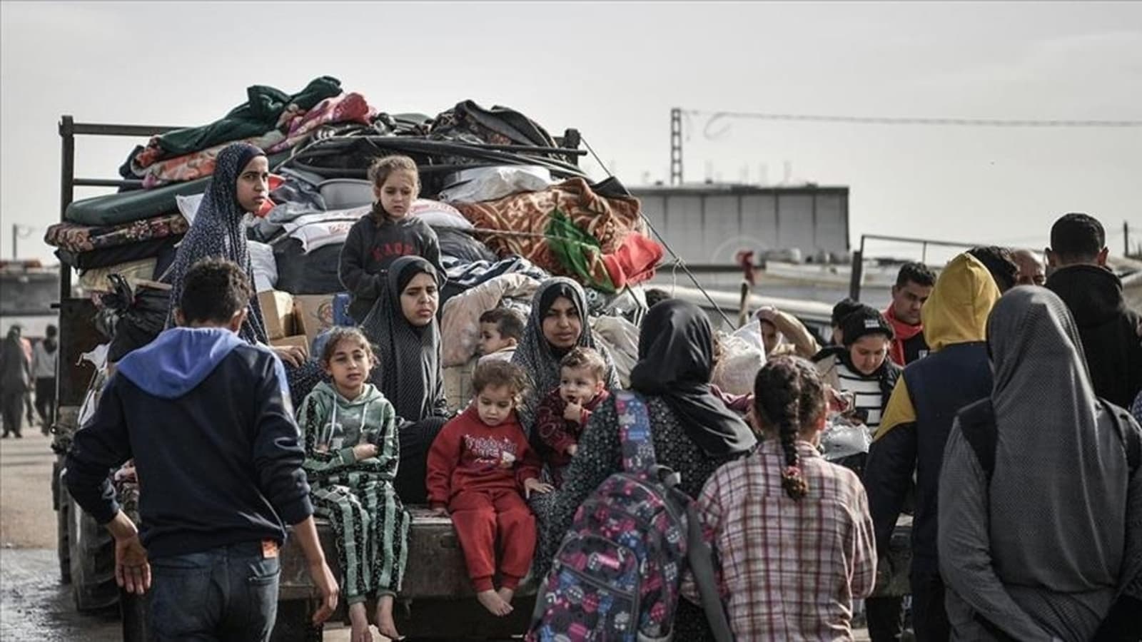 Gaza: Broj ubijenih Palestinaca blizu 21.000 - slika 1
