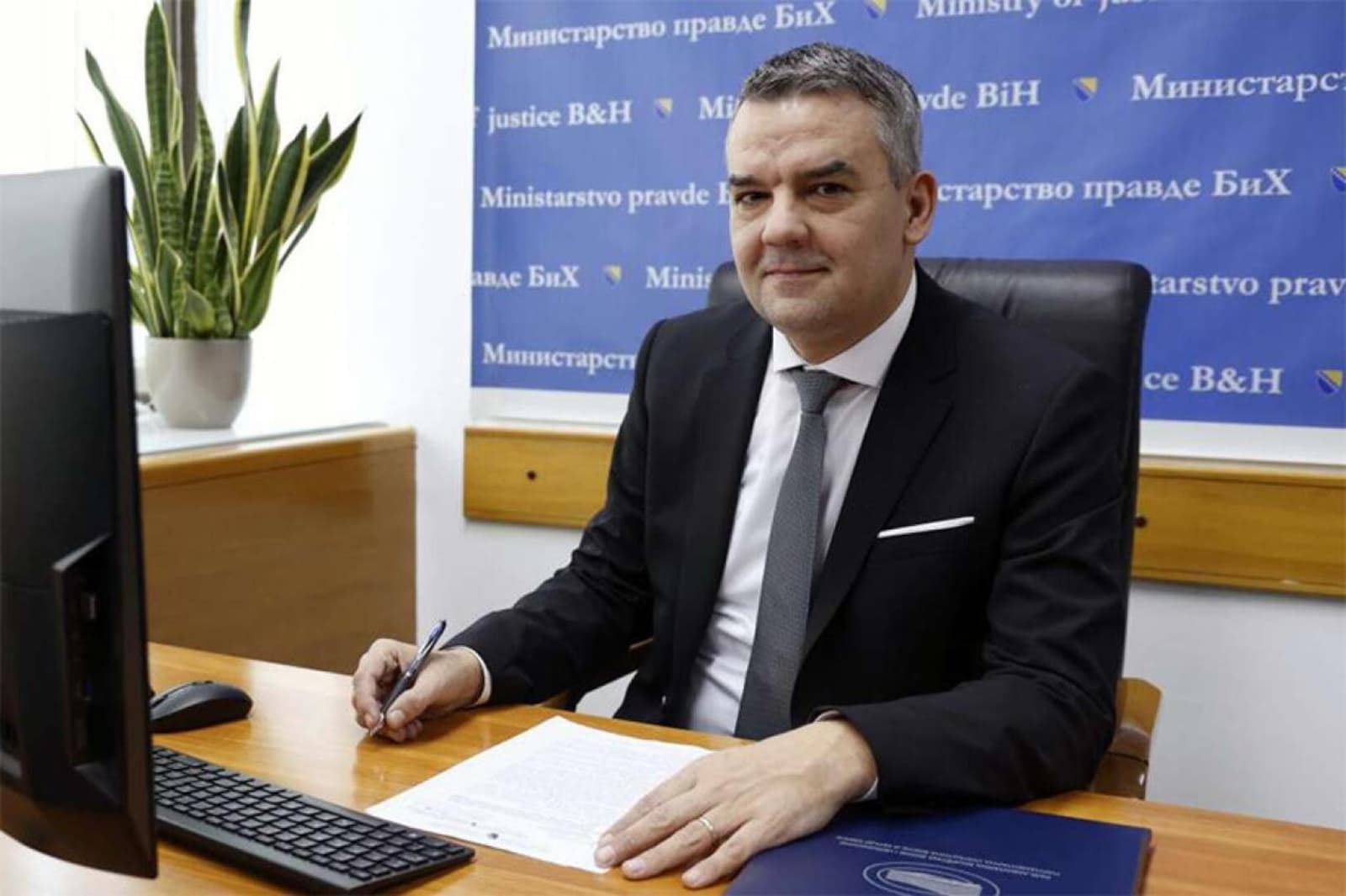 Ministar pravde BiH: Strane sudije moraju otići - slika 1