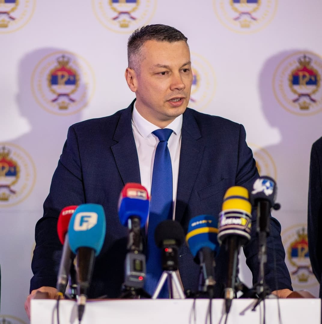 Nešić puk'o: "Nama je stalo da BiH dijelimo sa drugima" - slika 1