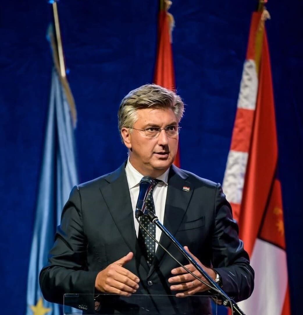 Plenković predstavio izborni program: Plaće 1.600, penzije 750 eura - slika 1