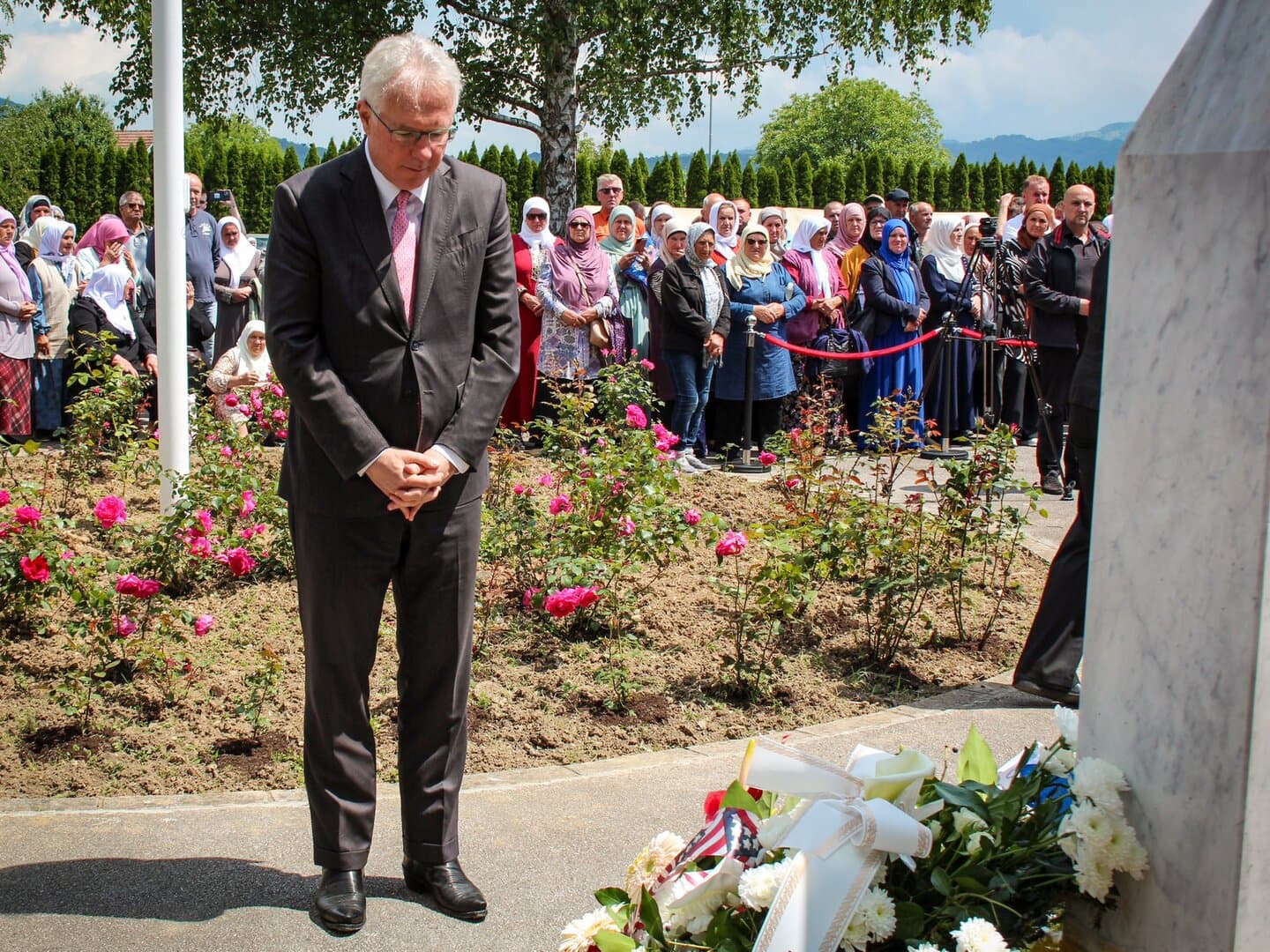 Murphy odao počast bošnjačkim žrtvama Bratunca - slika 1