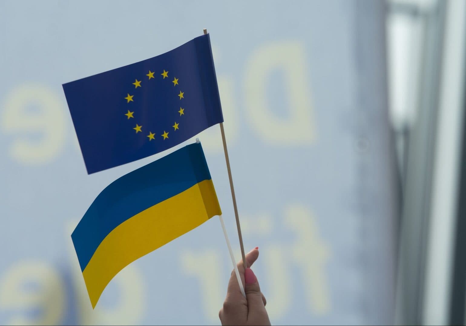 EU: Rusija "donira" Ukrajini 1,4 milijarde eura vojne pomoći - slika 1