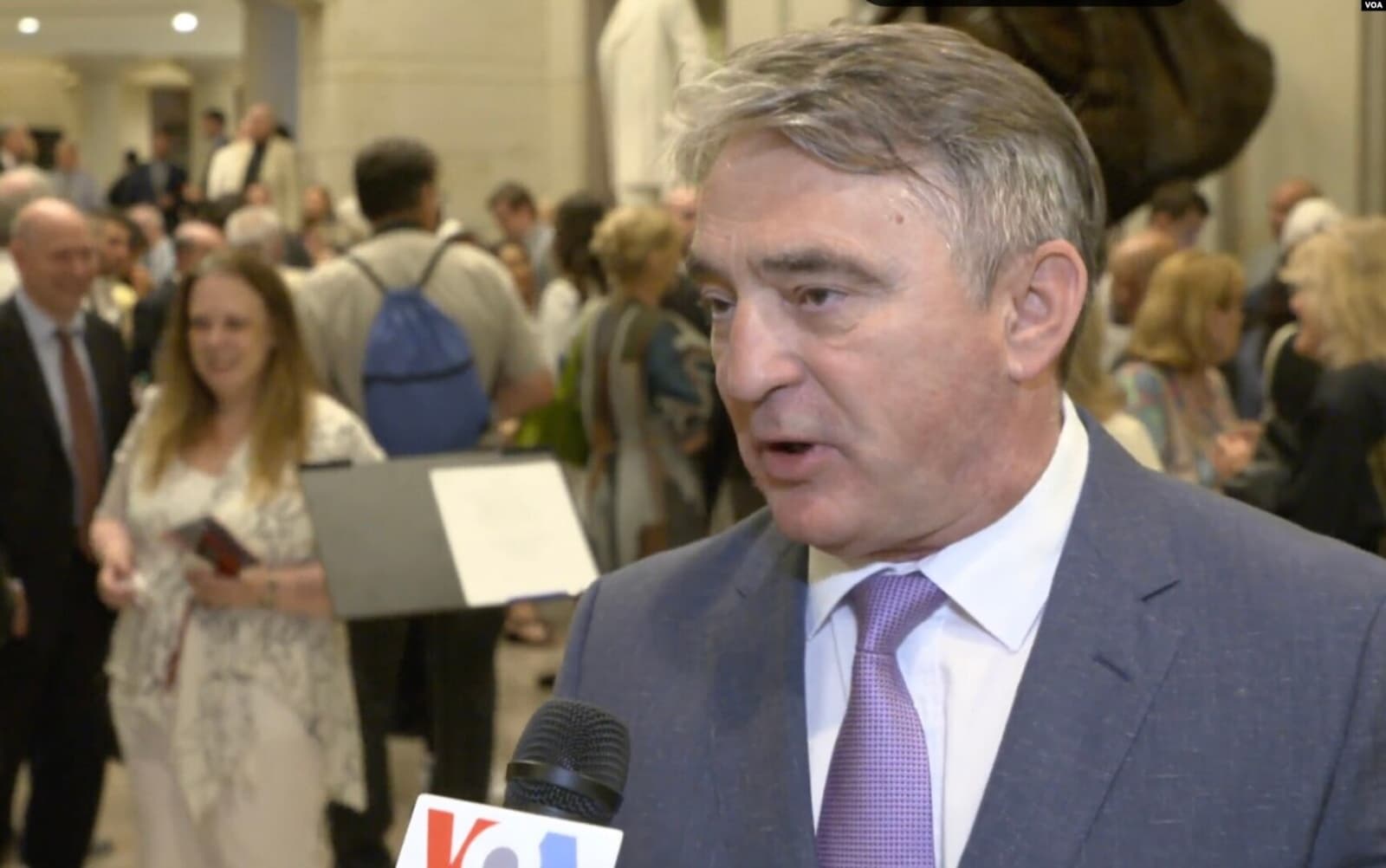 Komšić: Dodik se ponaša kao razjareni, ali ranjeni bik - slika 1