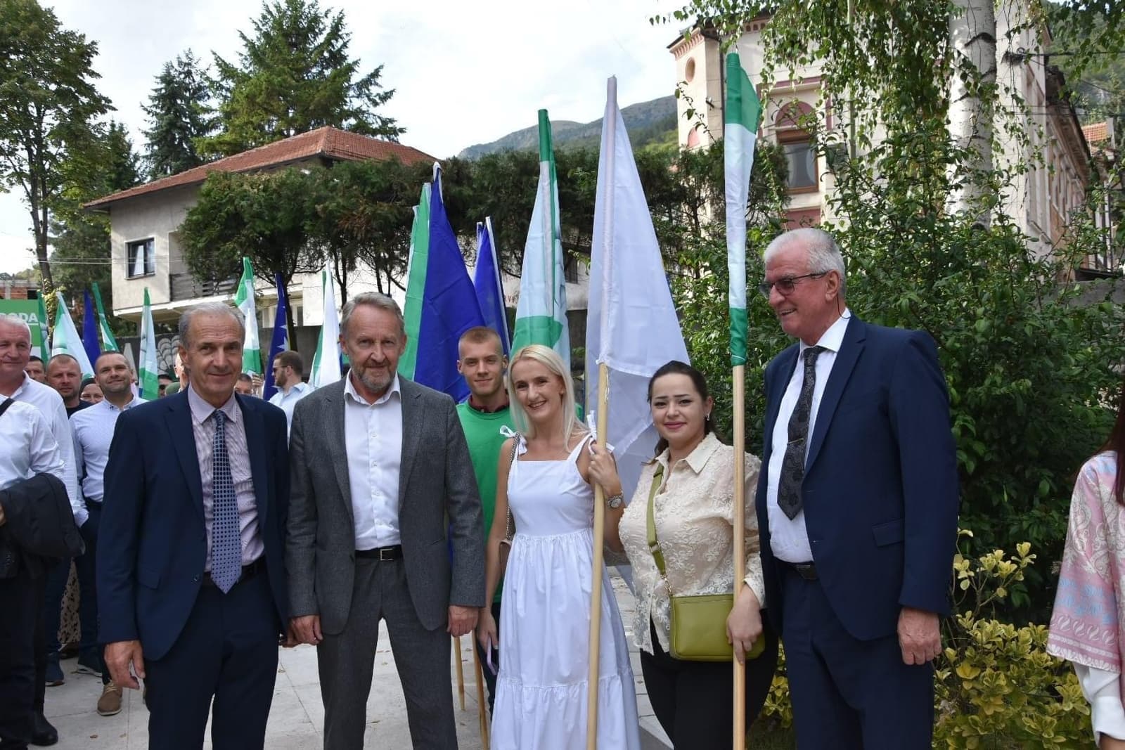 Izetbegović u Travniku: Ako želite mir i stabilnost ne ponižavajte najbrojniji narod - slika 7