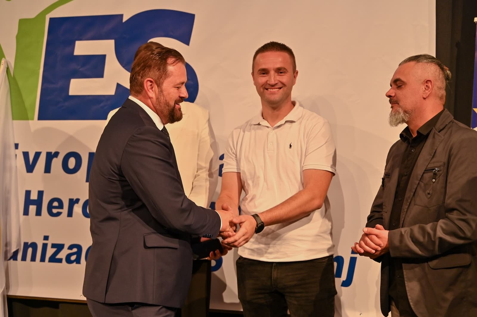 NES-a u Tešnju: Mi nećemo izdati, jer nismo kupljeni i niko nas ne drži u šaci! - slika 3