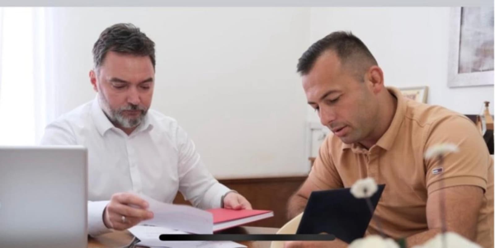 SDS: Vojnik OS BiH po nalogu Staše Košarca kupuje glasove za SNSD - slika 1