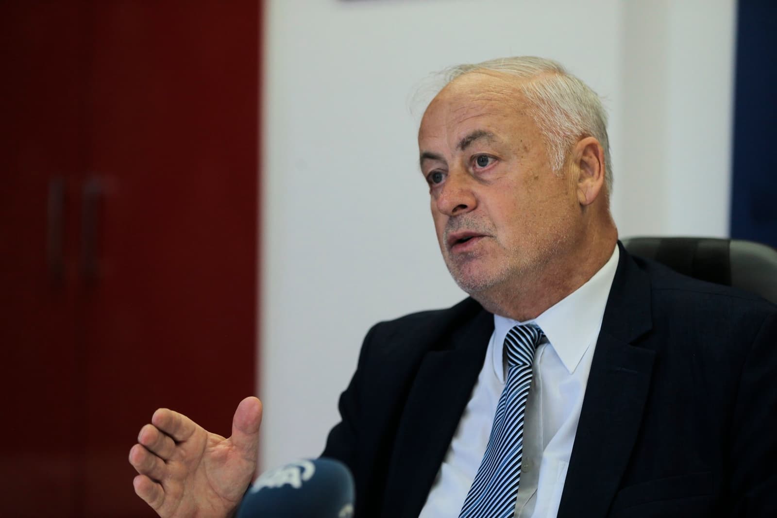 Suad Arnautović pojasnio zakonske odredbe vezane za mirovanja mandata - slika 1