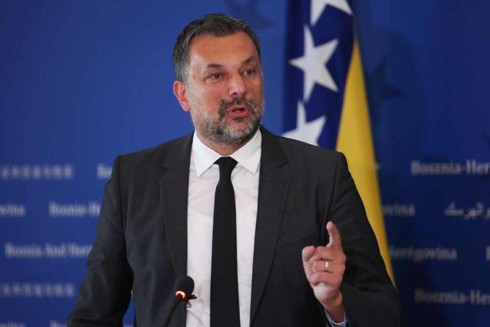 Konaković odbrusio Čoviću i Jandrokoviću - slika 1